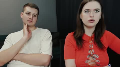 Snapshot of robert_lisa chatting on 02.09.25 Lisa and Robert i am online all days 900 am GMT3 online show from 02.09.25