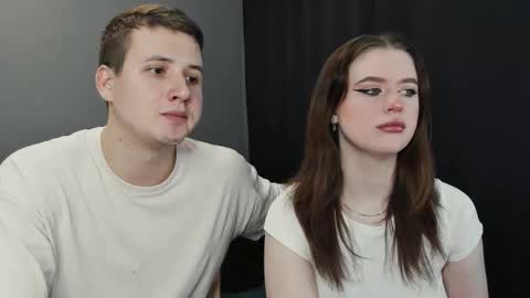 Snapshot of robert_lisa chatting on 03.07.25 Lisa and Robert i am online all days 900 am GMT3 online show from 03.07.25