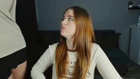 Snapshot of robert_lisa chatting on 09.19.25 Lisa and Robert i am online all days 900 am GMT3 online show from 09.19.25