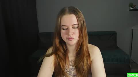 Snapshot of robert_lisa chatting on 10.25.25 Lisa and Robert i am online all days 900 am GMT3 online show from 10.25.25