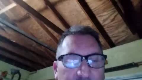 robertdms68 online show from 11.17.25