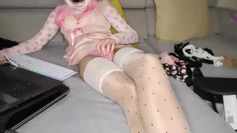 roberthauwu online show from 11.03.25