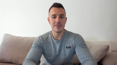 roberto4ever online show from 10.20.25