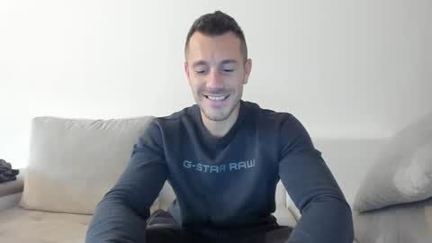 roberto4ever online show from 10.24.25