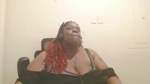 robertswhitney52 online show from 09.22.25