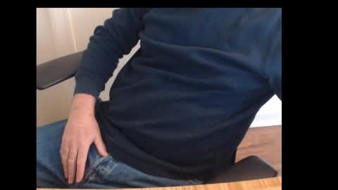 robidan6923 online show from 01.28.25