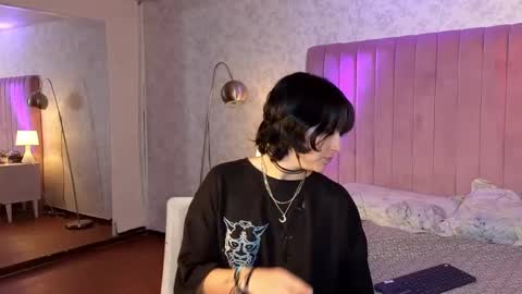 robin D online show from 09.19.25