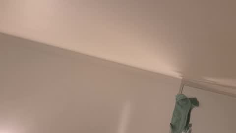 robinidessundercover34 online show from 02.21.26