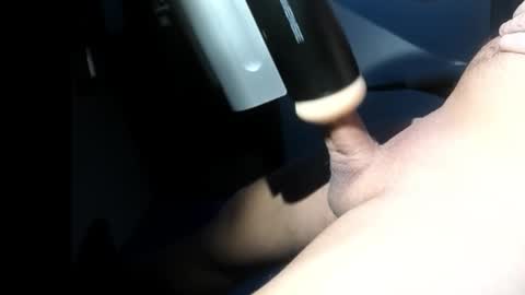 Snapshot of robirt5 chatting on 10.28.25 Bob online show from 10.28.25