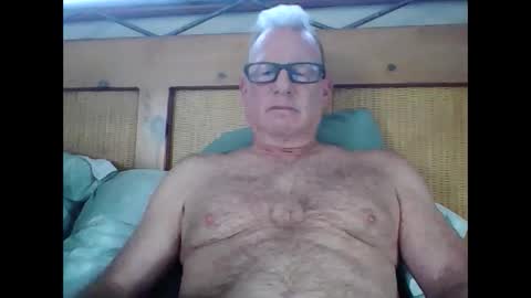 Snapshot of robo0000 chatting on 10.06.25 robo0000 online show from 10.06.25