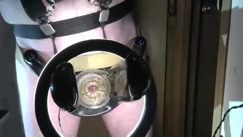 Snapshot of robodickmilker chatting on 01.18.25 Robodickmilker online show from 01.18.25