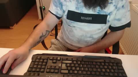 Snapshot of robzombi chatting on 12.09.24 Rockbart online show from 12.09.24