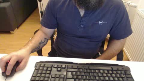 Snapshot of robzombi chatting on 01.05.25 Rockbart online show from 01.05.25