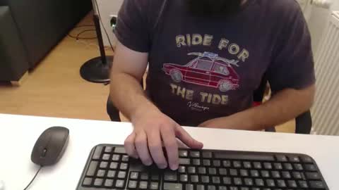 Snapshot of robzombi chatting on 11.27.25 Rockbart online show from 11.27.25
