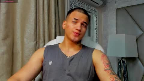 rocco_santos online show from 09.10.25