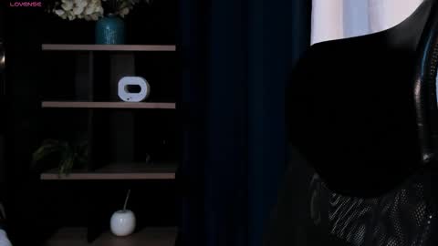 rocco_santos online show from 10.18.25