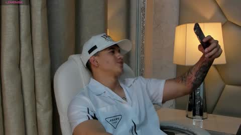 rocco_santos online show from 10.28.25