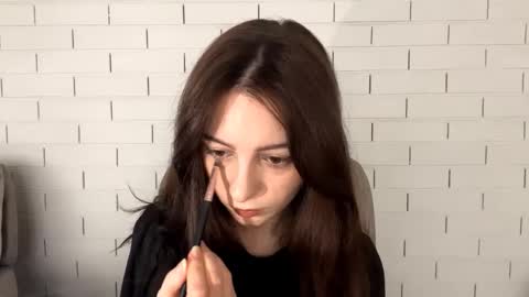 Snapshot of rochelgloff chatting on 12.01.25 Marry online show from 12.01.25