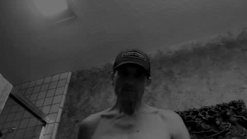 Snapshot of rockemx chatting on 10.06.25 rockemx online show from 10.06.25