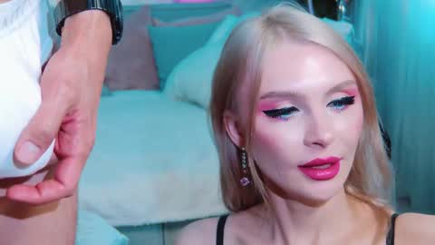 Lina and Den online show from 09.12.25