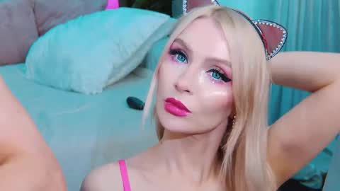 Lina and Den online show from 09.18.25