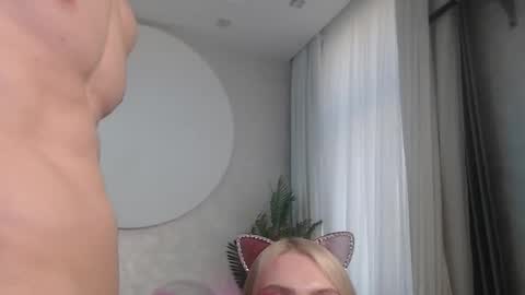 Lina and Den online show from 09.28.25