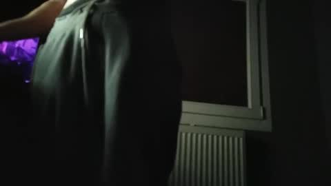 Snapshot of rockytoti chatting on 10.27.25 rockytoti online show from 10.27.25