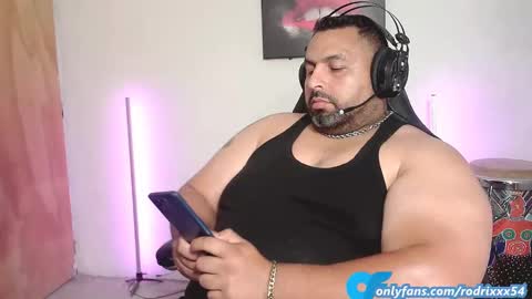 rodrixxx54 online show from 12.10.24