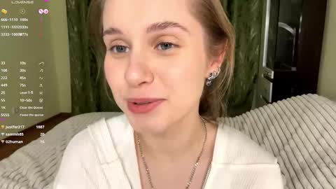 Mia online show from 01.05.26