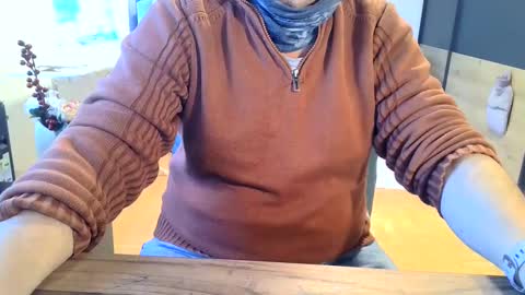 Snapshot of rolandloser1000 chatting on 01.21.25 rolandloser1000 online show from 01.21.25