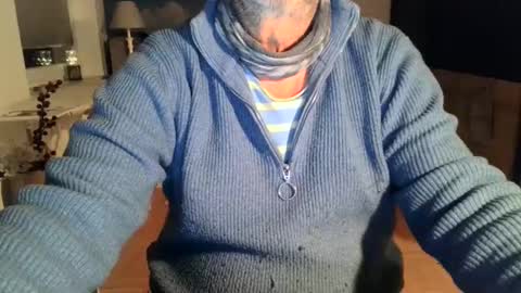 Snapshot of rolandloser1000 chatting on 02.03.25 rolandloser1000 online show from 02.03.25