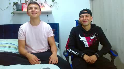 Snapshot of rolos_hot32 chatting on 02.28.26 rolos_hot32 online show from 02.28.26