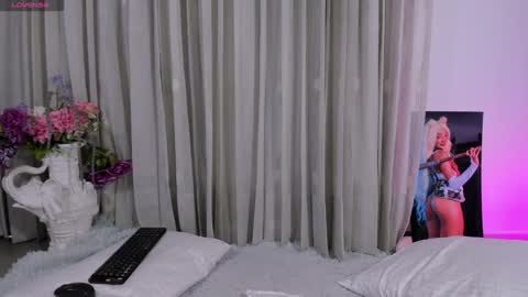 Marcela online show from 01.31.25