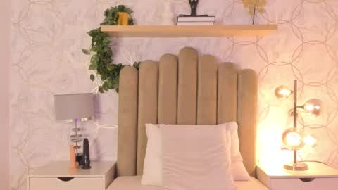   online show from 12.08.24