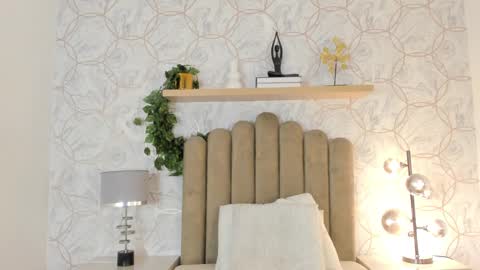   online show from 01.11.25