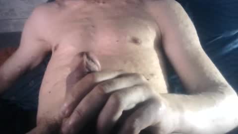 Snapshot of romain954 chatting on 03.24.26 romain online show from 03.24.26