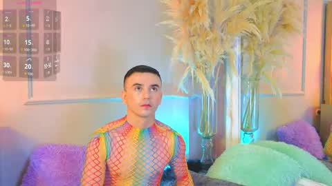   online show from 11.12.25