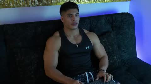 romano_kentt12 online show from 04.17.26