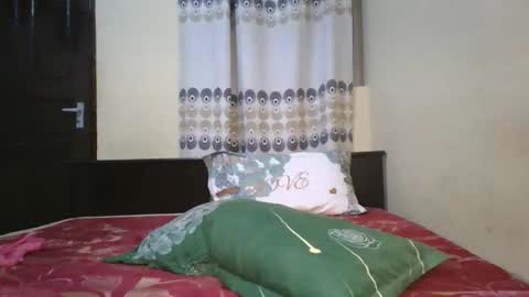 Emma online show from 12.21.25