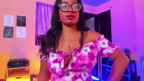 Is A Belle online show from 02.25.25