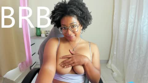 Snapshot of romantic_stargirl chatting on 05.24.26 Is A Belle online show from 05.24.26