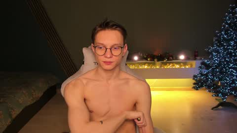 Snapshot of romeo_mercy chatting on 12.30.24 Romeo online show from 12.30.24