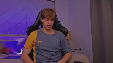 Snapshot of romeo_ricci1 chatting on 01.12.25 Romeo Ricci online show from 01.12.25