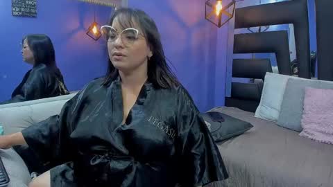 Romi  online show from 01.15.25