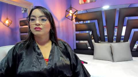 Romi  online show from 10.19.25