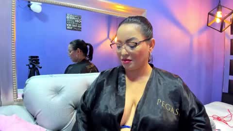 Romi  online show from 10.26.25