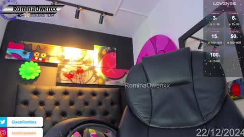 Snapshot of rominaowenxx chatting on 12.22.24 ROMINA OWEN online show from 12.22.24