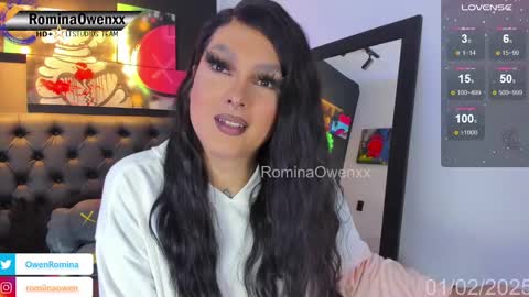 Snapshot of rominaowenxx chatting on 02.01.25 ROMINA OWEN online show from 02.01.25