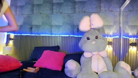 Rominna online show from 01.13.25