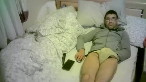 romson998181 online show from 09.19.25